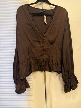 GAP Women's Dark Brown V-Neck Button-Front Peplum Blouse